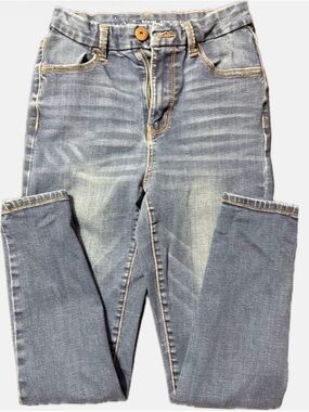 Girls Light Blue Washed Jeans